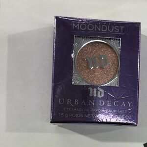 URBAN DECAY Moondust Eyeshadow
EYE SHADOW ~ HORIZON ~ NEW & SEALED!